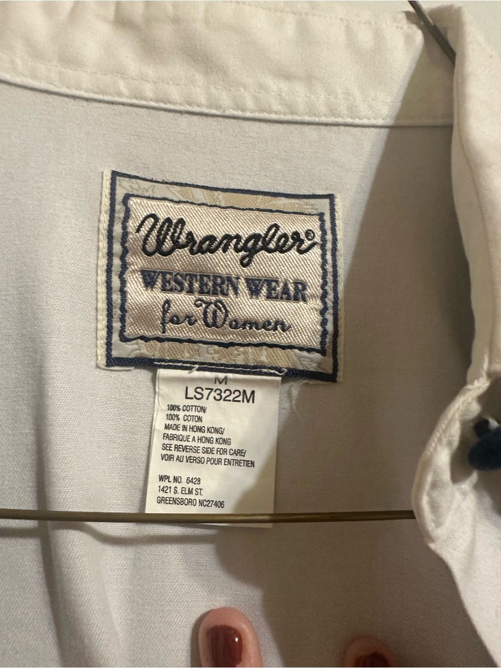 Wrangler White and Navy Western Yoke Button-Down Shirt - Picture 5 of 8